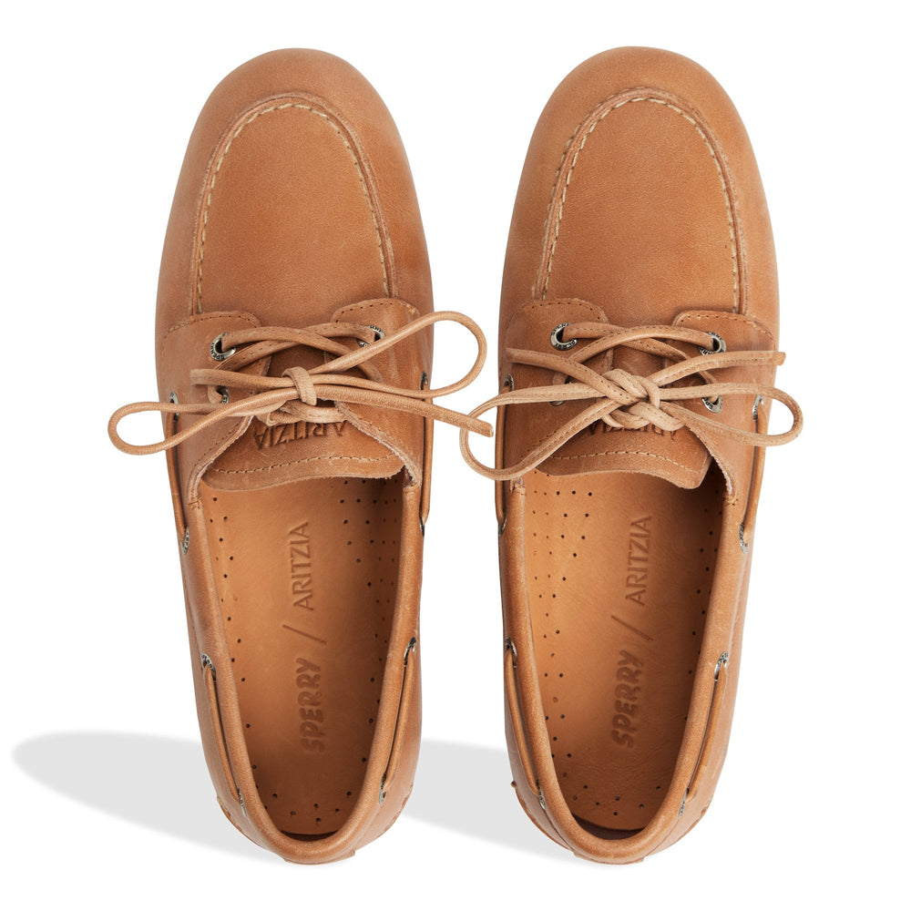 Sperry x Aritzia Slim Boat Shoe Tan - 2 | Sperry Boat Shoes