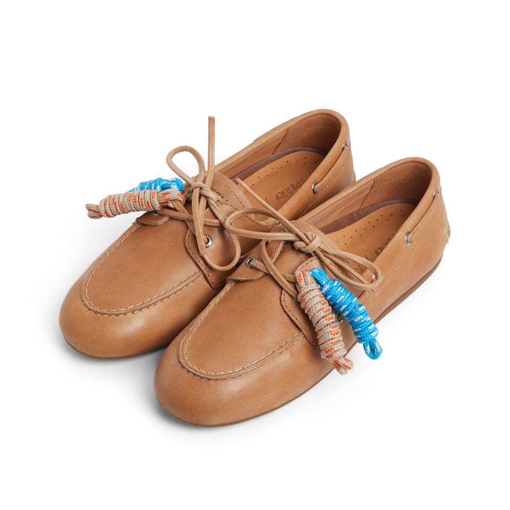 Sperry x Aritzia Slim Boat Shoe Tan - 2 | Sperry Boat Shoes