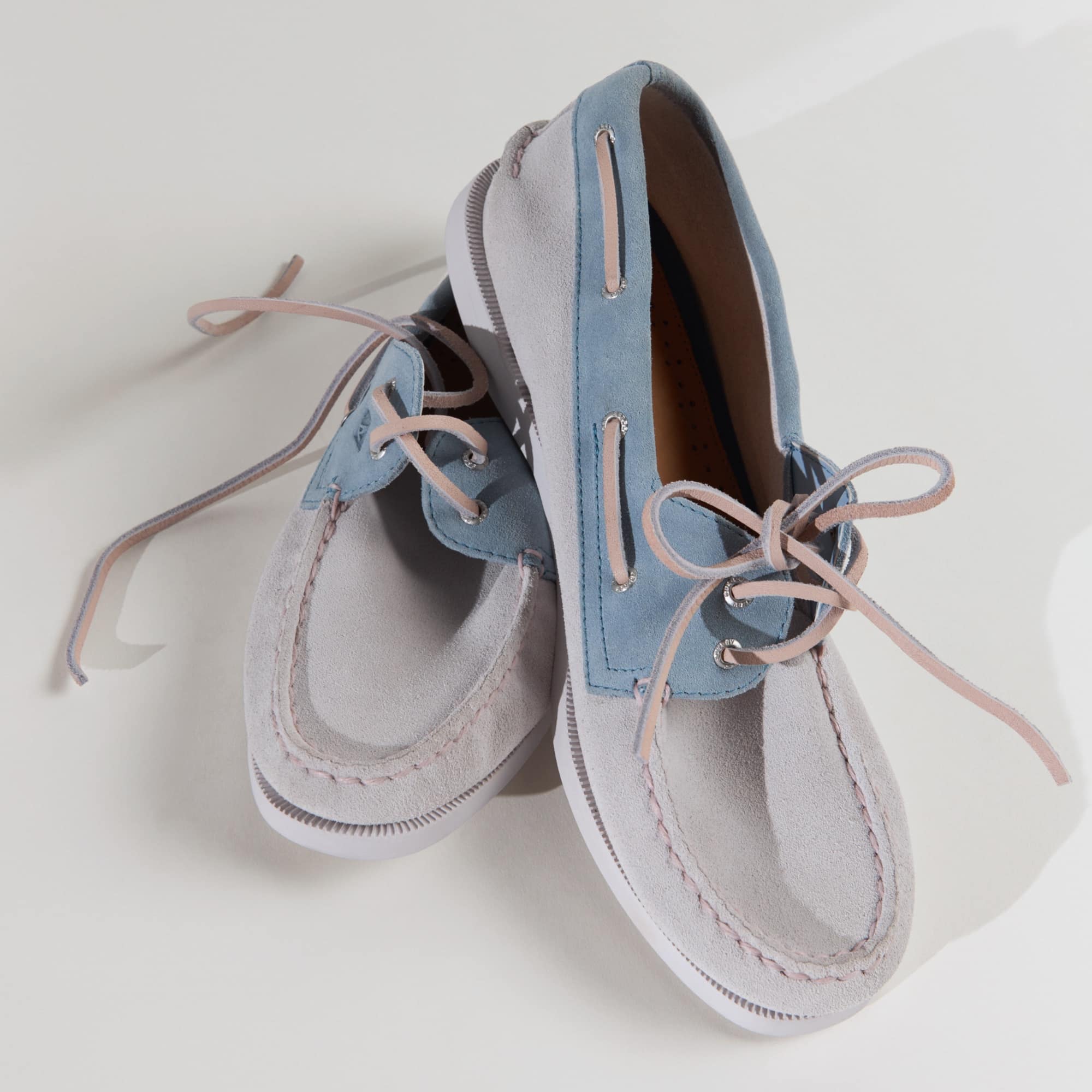 Authentic Original™ 2 Eye Boat Shoe White/Blue Women's Women | Sperry Boat Shoes