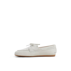 Sperry x Aritzia Slim Boat Shoe Ivory | Sperry Boat Shoes